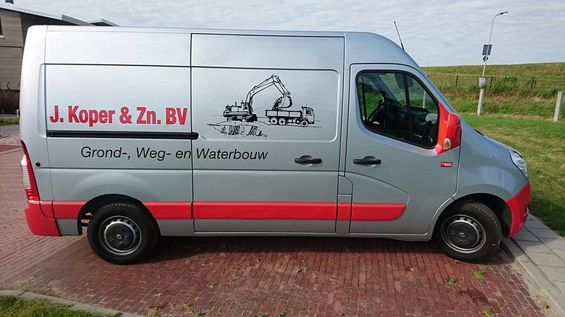 Twee nieuwe bedrijfsbussen